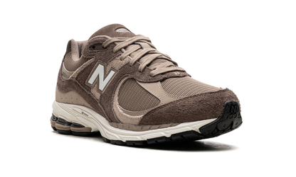 2002R "ASOS Exclusive Brown" M2002RAY