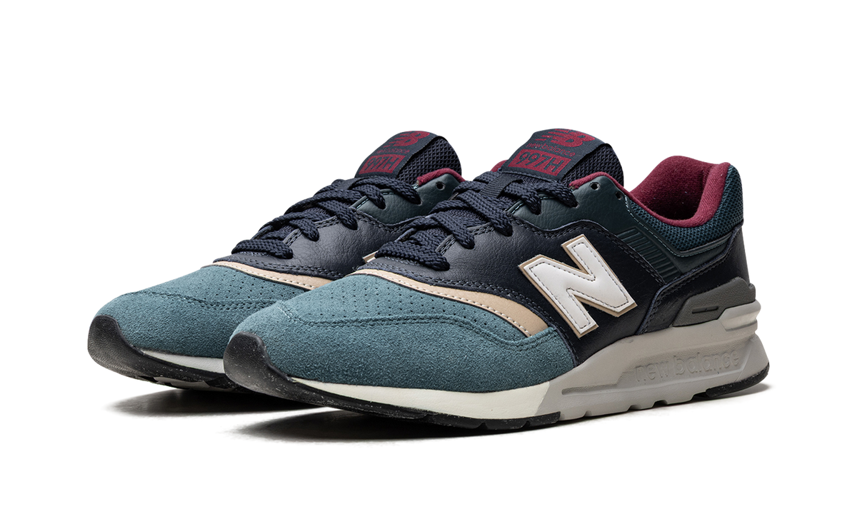 997 "Navy Teal" CM997HWC