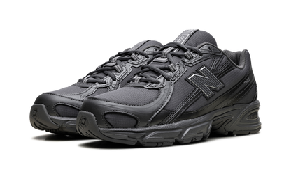 740 "Castlerock Silver Metallic" U740SS2