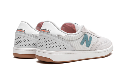 440 "Light Grey/Aqua Sea" NM440GNG