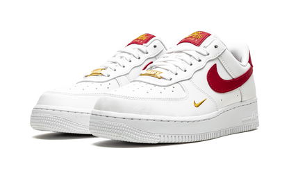 AIR FORCE 1 LO ESSENTIAL MNS WMNS "White / Gym Red"