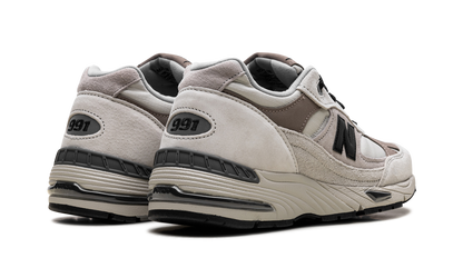991 "Urban Winter - White" M991WIN