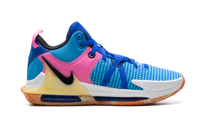 LeBron Witness 7 "Hyper Royal" DM1123 400