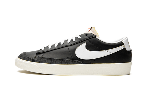 Blazer Low '77 Vintage "Black White" DA6364 001