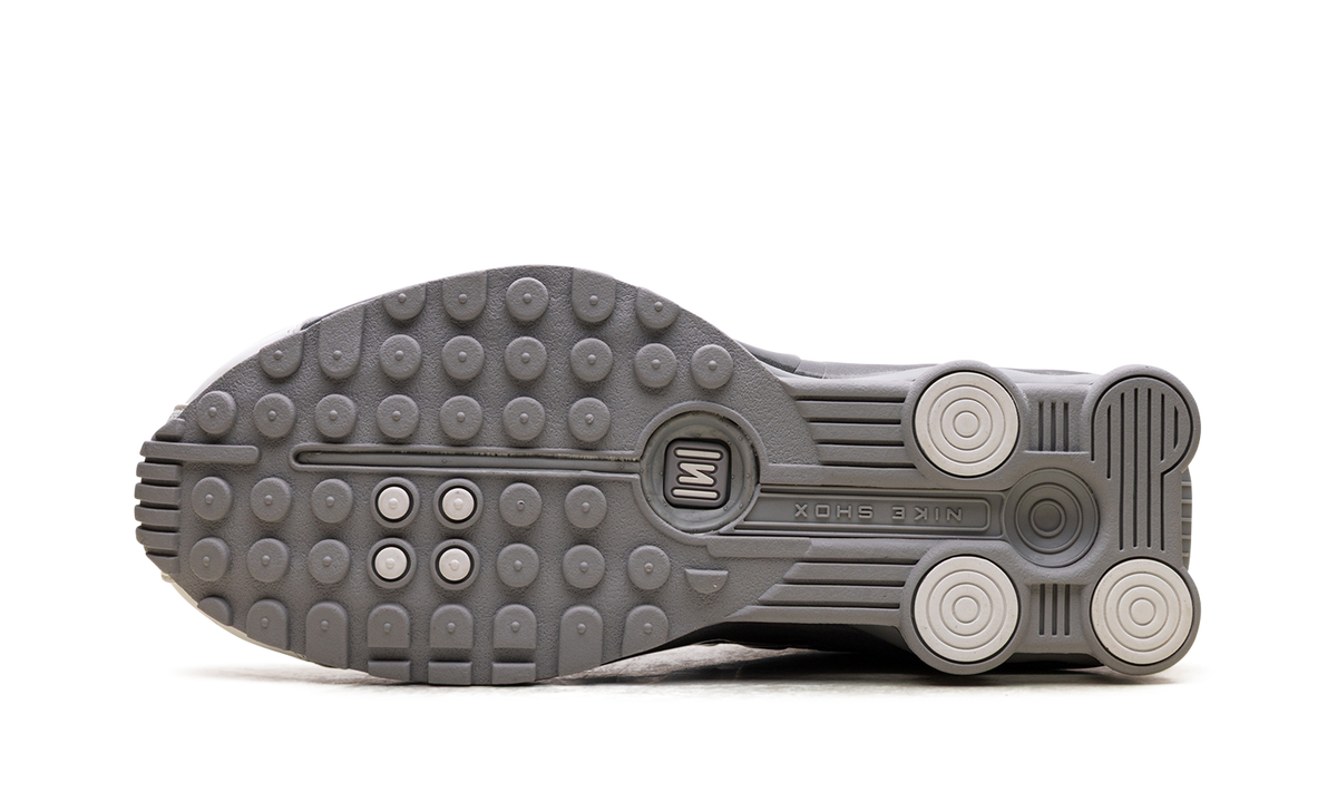 Shox R4 WMNS "White Iridescent" IB7703 100