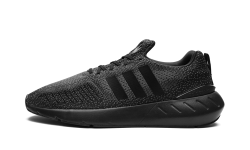 Swift Run 22 "Blackout" GZ3500