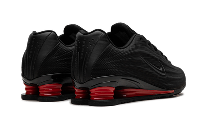 Shox Z WMNS "Bred" HQ7540 002