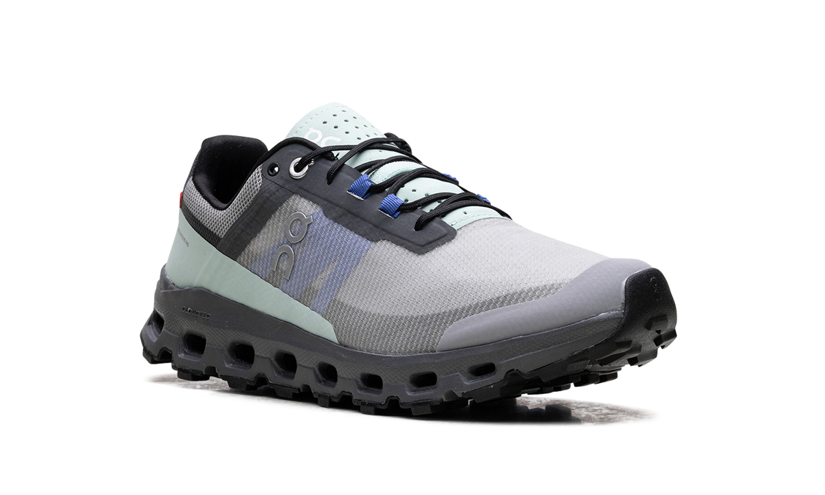 Cloudvista "Alloy/Black" 64.98272
