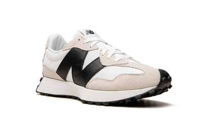 327 "White / Black" MS327CWB
