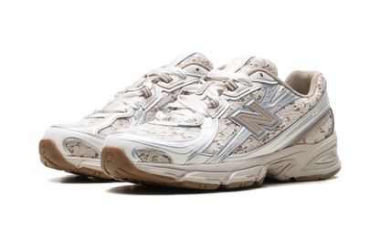 740 "Beige Brown" U740ML2