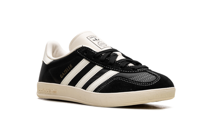Gazelle Indoor "Black / Cream White" JQ8385