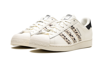 Superstar WMNS "Off White Black Leopard"