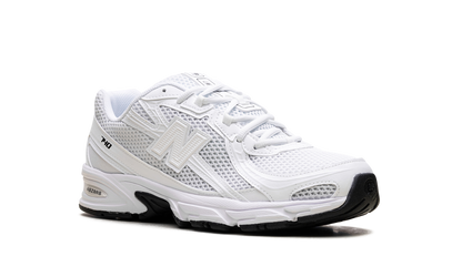740 "Triple White" U740WW2