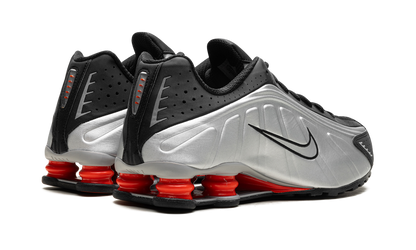 Nike Shox R4 "R4" HQ1988 002