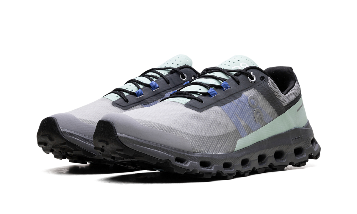 Cloudvista "Alloy/Black" 64.98272